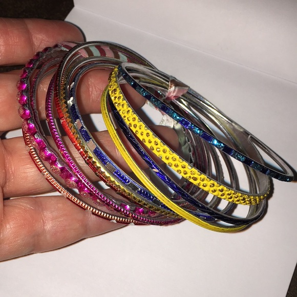 🌻5/$15🌴2/$7- colorful bangle bracelets. NWOT - Picture 2 of 3